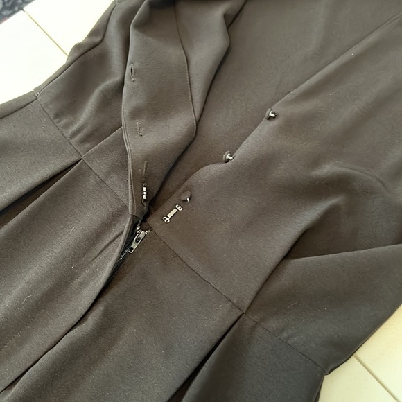 Cupcakes and Cashmere Hanna Black Jumpsuit Size 4 - Picture 7 of 12